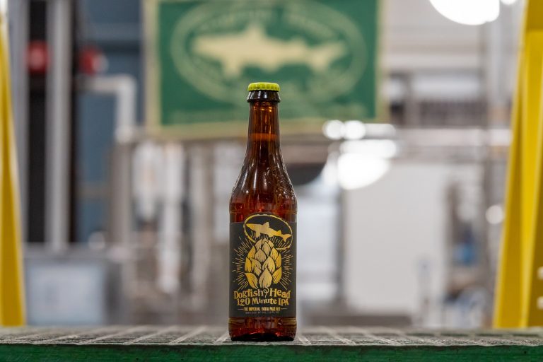 Descubre la Dogfish Head 120 Minute IPA: La Experimental Beer Más Famosa